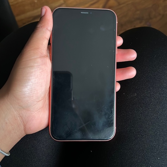 iphone xr for sell  name your price GREAT CONDITION